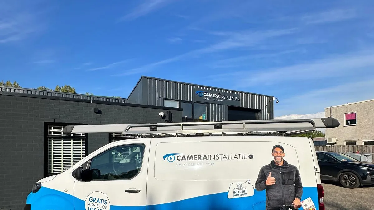 Bedrijfsbus voor het eigen pand van CameraInstallatie